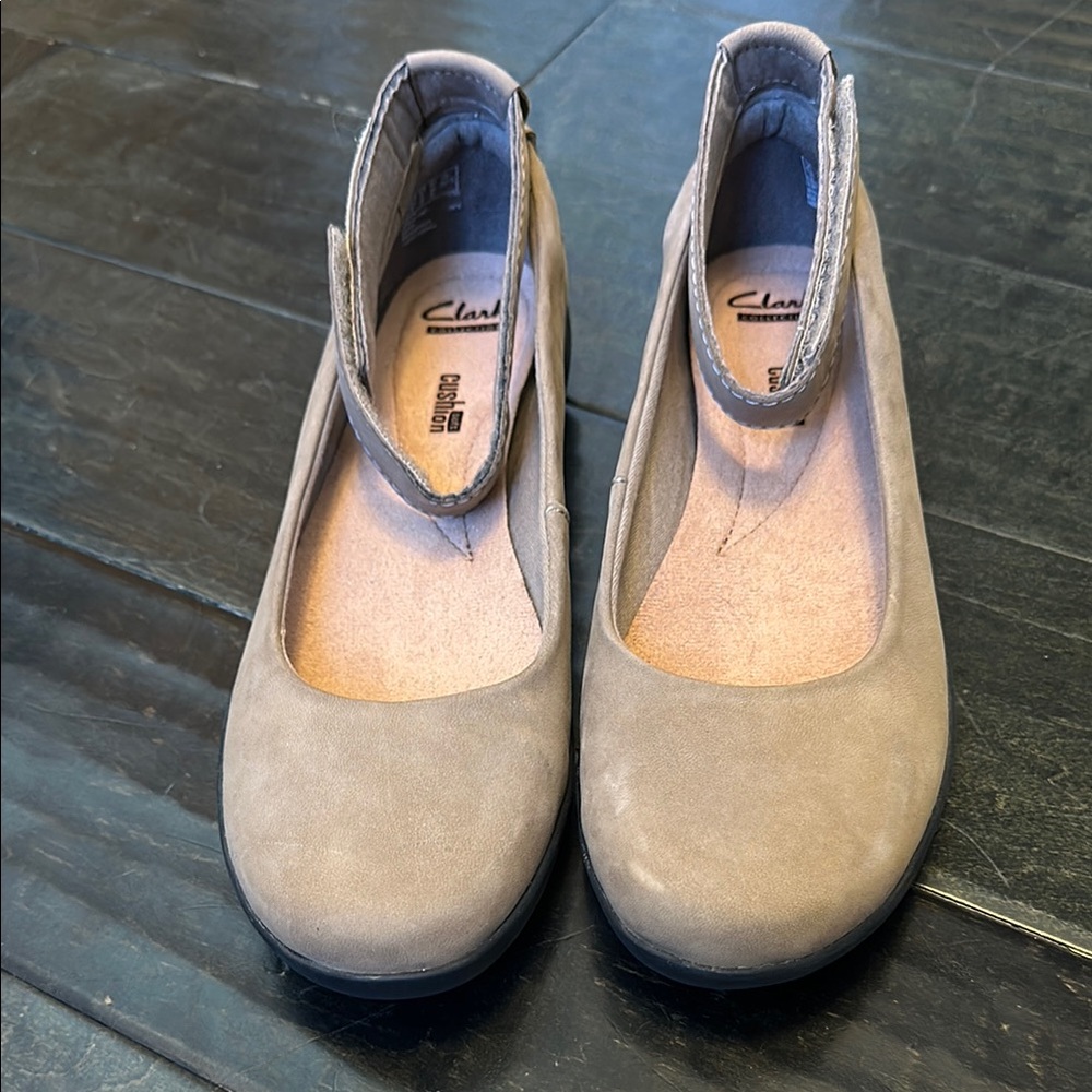 Clarks Taupe Women's Shoes